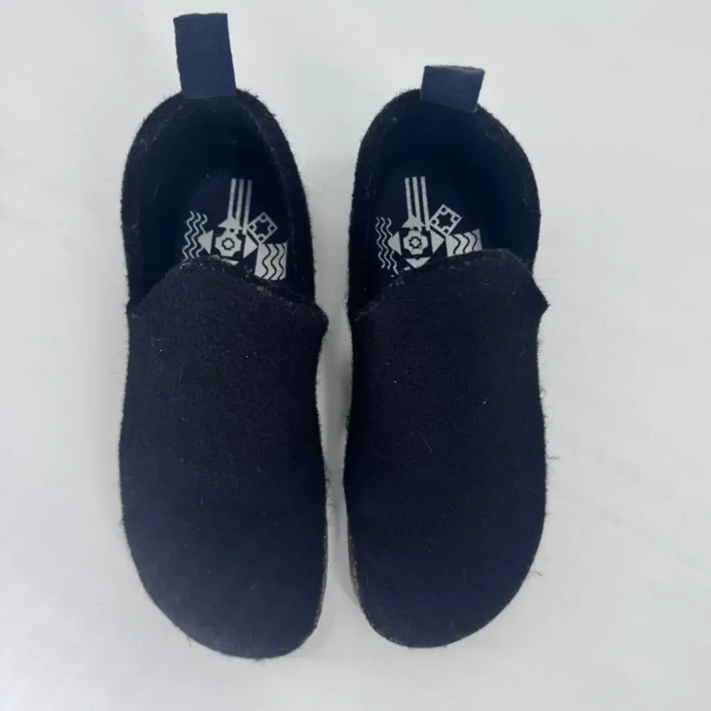 Asportuguesas Round Toe Shoes Black Size 36 6 Flaw